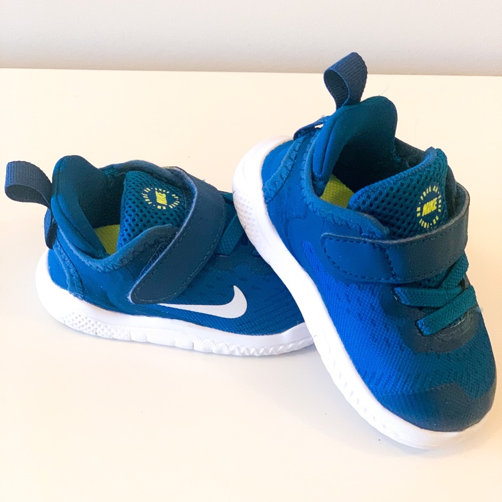 Size 4 Baby Boy Nike Shoes
